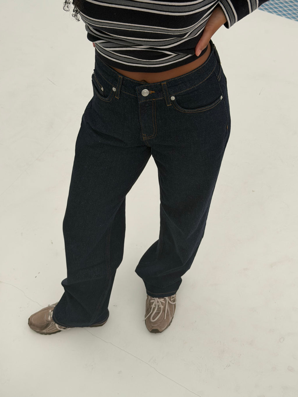 STRAIGHT FIT NAVY BLUE